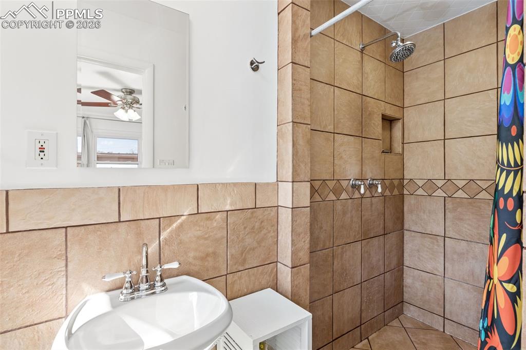 207 Beckers Lane Manitou Springs CO 80829