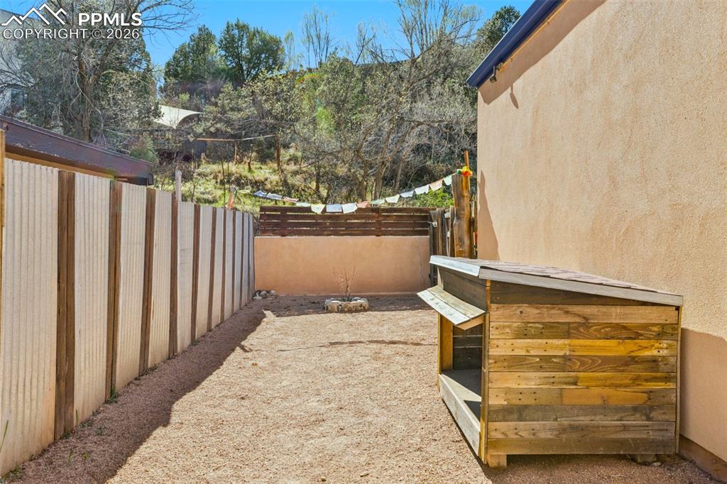 207 Beckers Lane Manitou Springs CO 80829