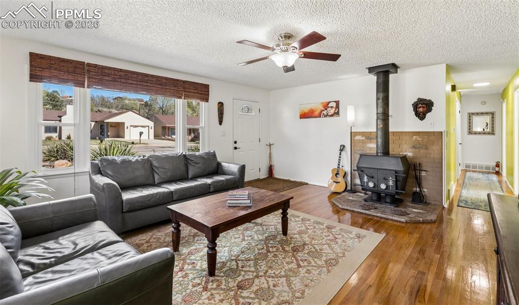 207 Beckers Lane Manitou Springs CO 80829