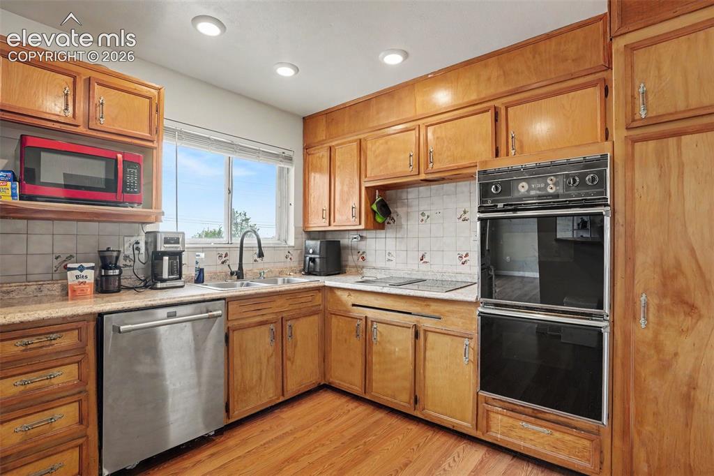 1915 Sussex Lane Colorado Springs CO 80909