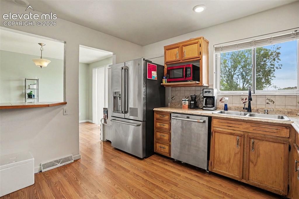 1915 Sussex Lane Colorado Springs CO 80909
