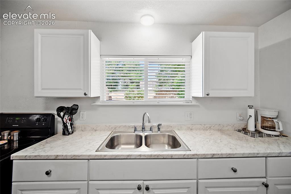 1017 West Street Pueblo CO 81003