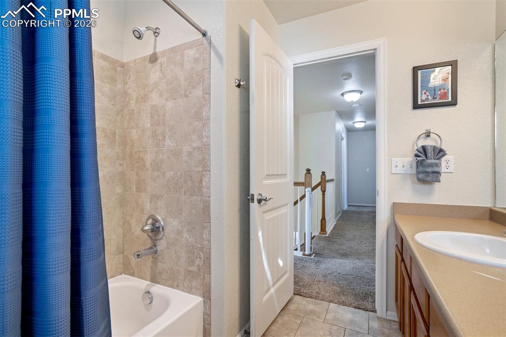 6131 Hayfield Place Colorado Springs CO 80925