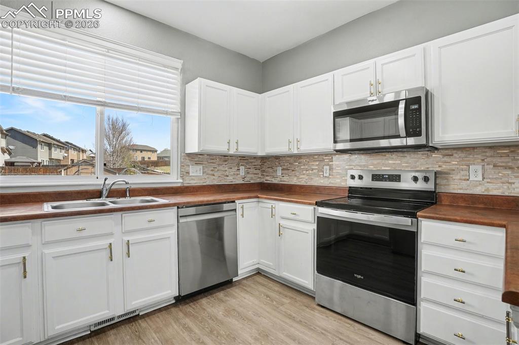 6040 San Mateo Drive Colorado Springs CO 80911