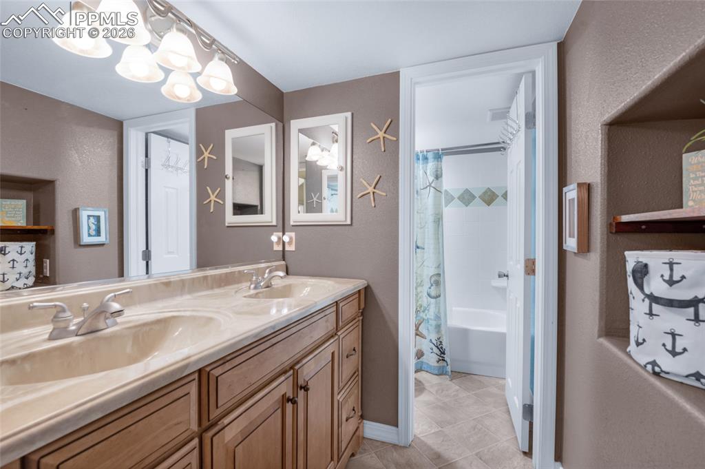 5810 Wolf Village Drive Colorado Springs CO 80924