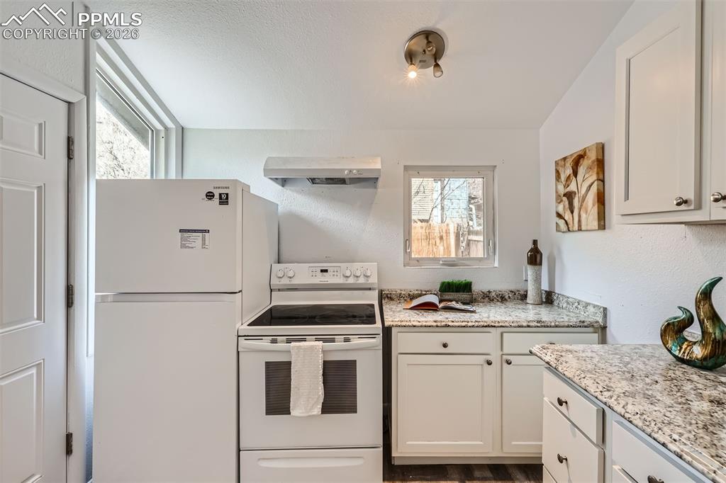 2 Narrows Road Manitou Springs CO 80829