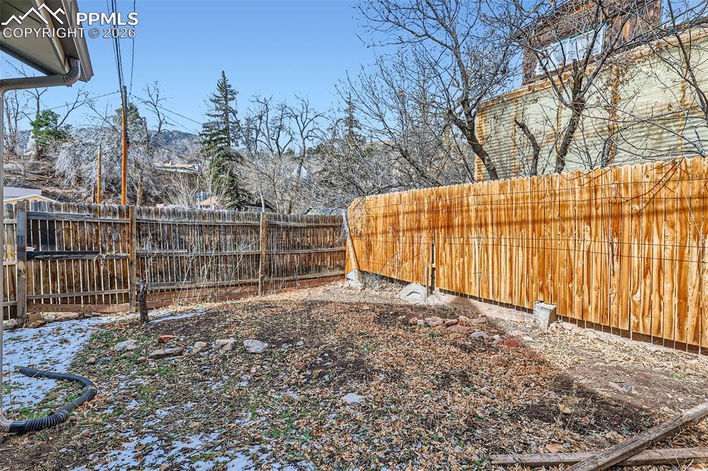2 Narrows Road Manitou Springs CO 80829