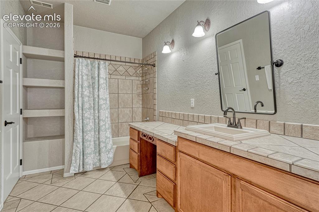 3340 Blodgett Drive Colorado Springs CO 80919