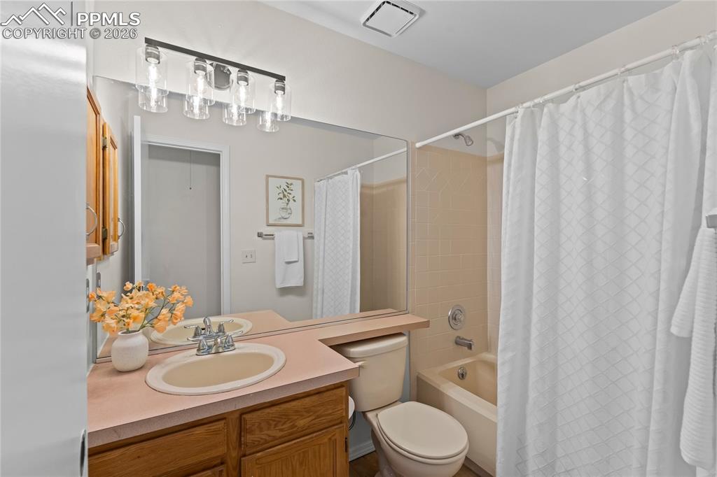 1338 Grass Valley Drive Colorado Springs CO 80906