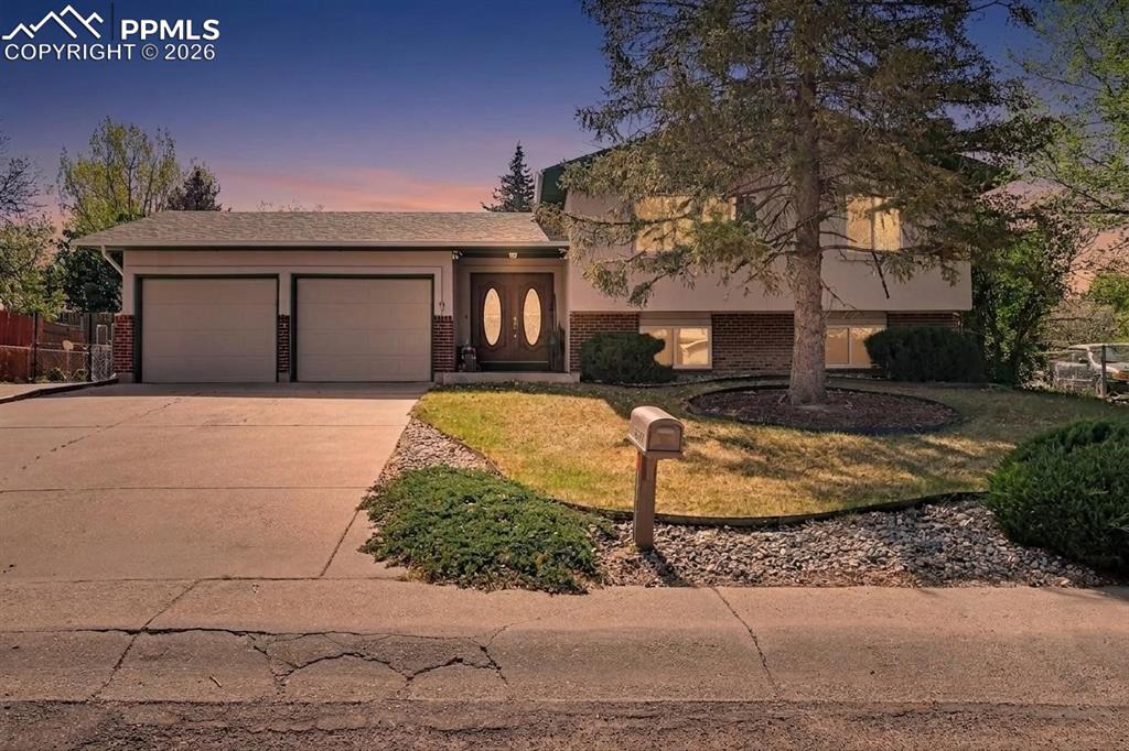 6945 Fielding Circle Colorado Springs CO 80911