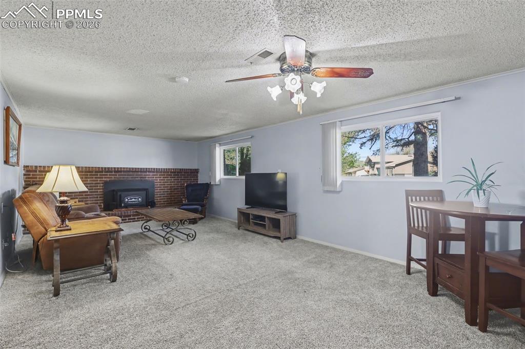6945 Fielding Circle Colorado Springs CO 80911
