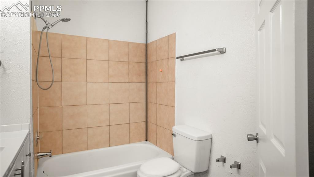611 W 11th Street Pueblo CO 81003