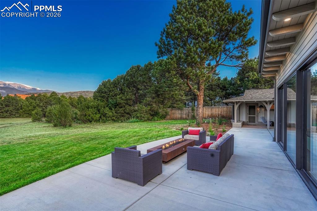 3440 Hill Circle Colorado Springs CO 80904