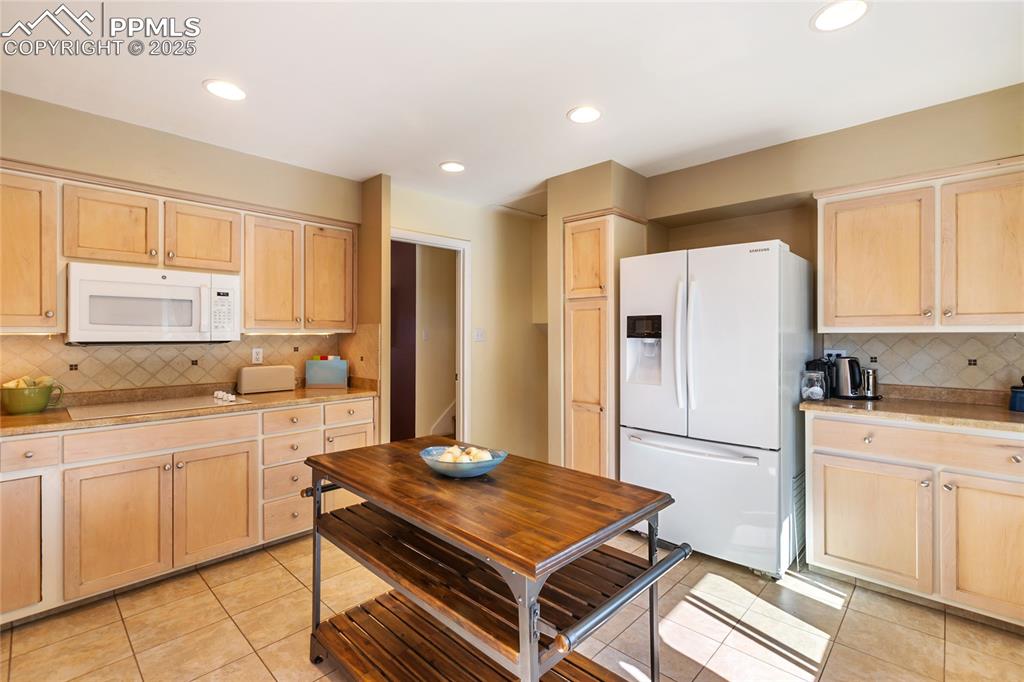 2207 Essex Lane Colorado Springs CO 80909