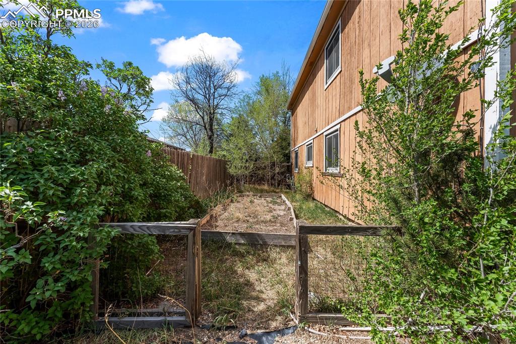 2075 Grady Court Colorado Springs CO 80915