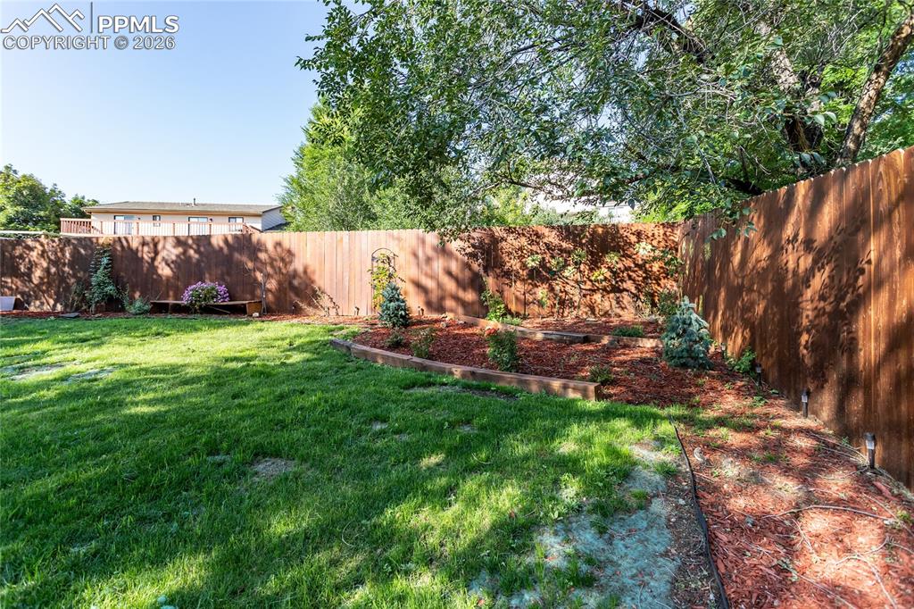 125 Sunbird Cliffs Lane Colorado Springs CO 80919
