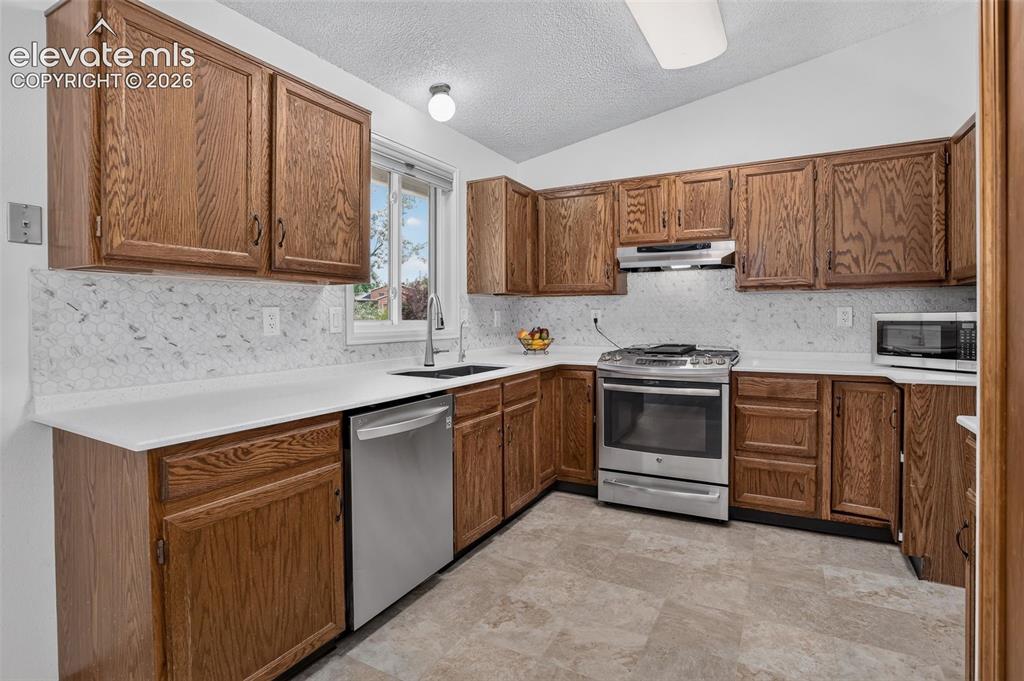 1515 Leewood Court Colorado Springs CO 80906