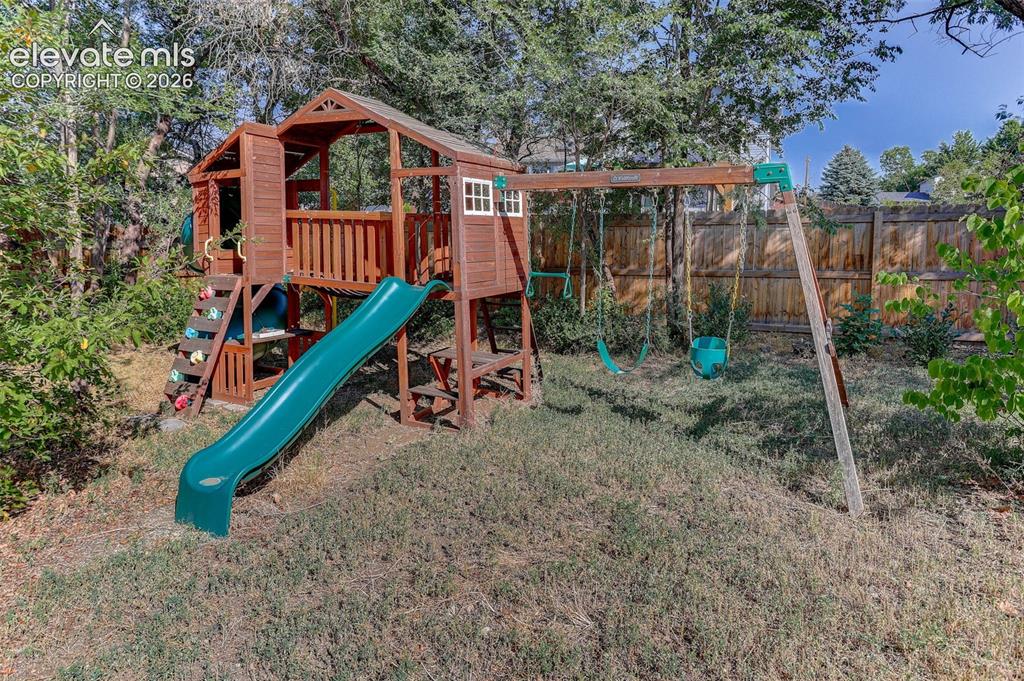 1515 Leewood Court Colorado Springs CO 80906