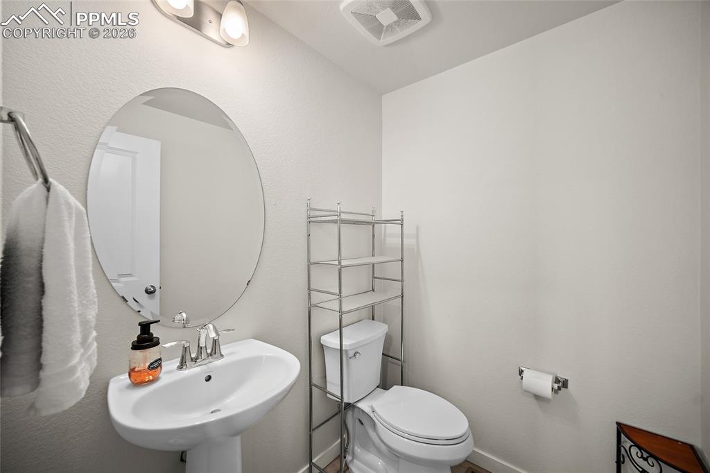 5915 Mumford Drive Colorado Springs CO 80925