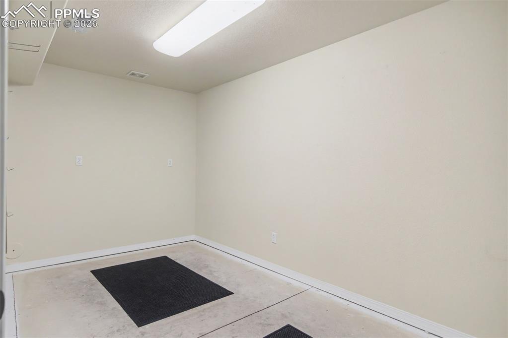 2359 Pine Valley View Colorado Springs CO 80920
