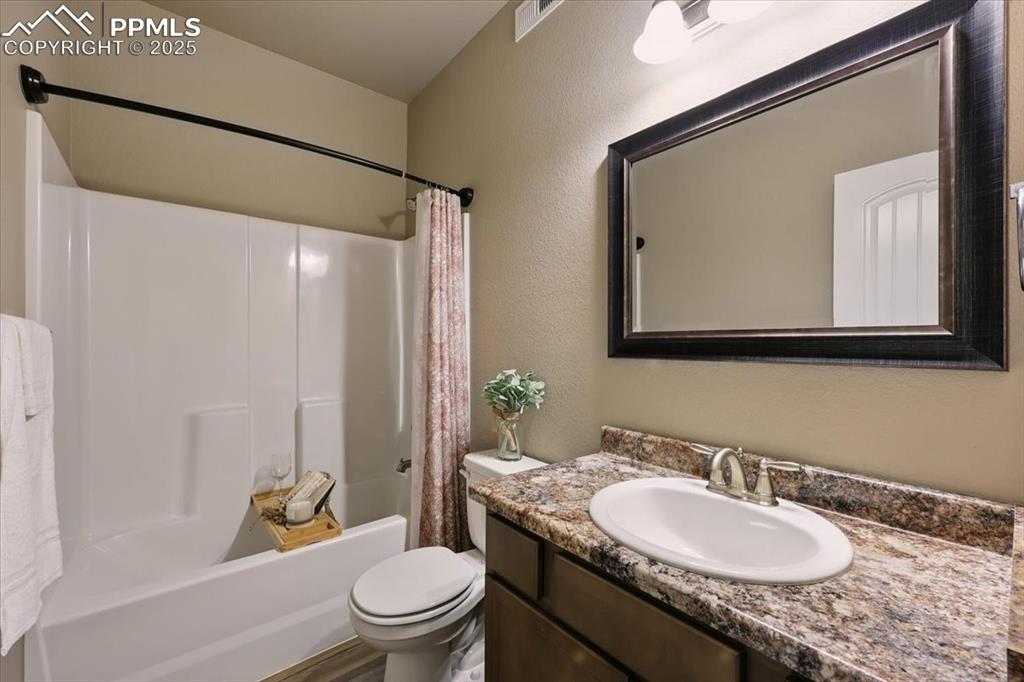 5332 Gannet Lane Pueblo CO 81008
