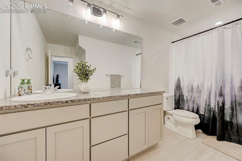 9276 Glitter Way Colorado Springs CO 80924