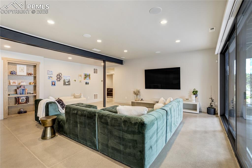 17110 Copper Valley Court Monument CO 80132