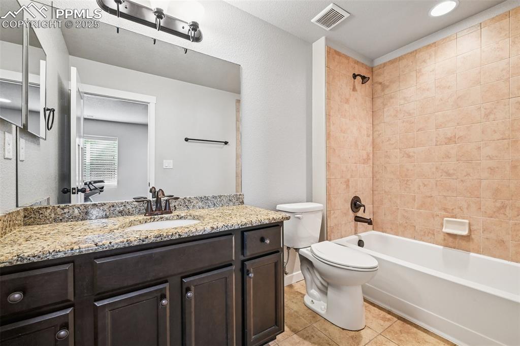 7504 Bonterra Lane Colorado Springs CO 80925