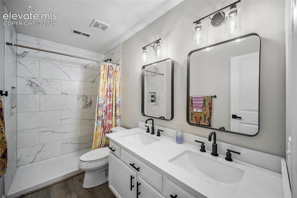 2855 Helmsdale Drive Colorado Springs CO 80920
