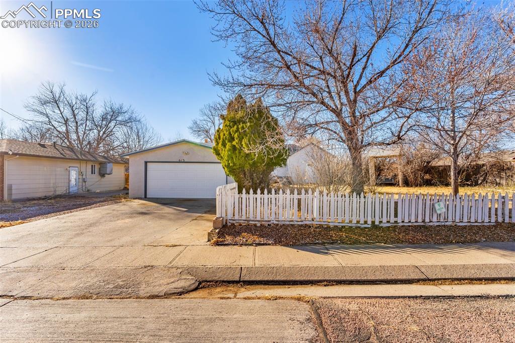613 Barrett Avenue Canon City CO 81212