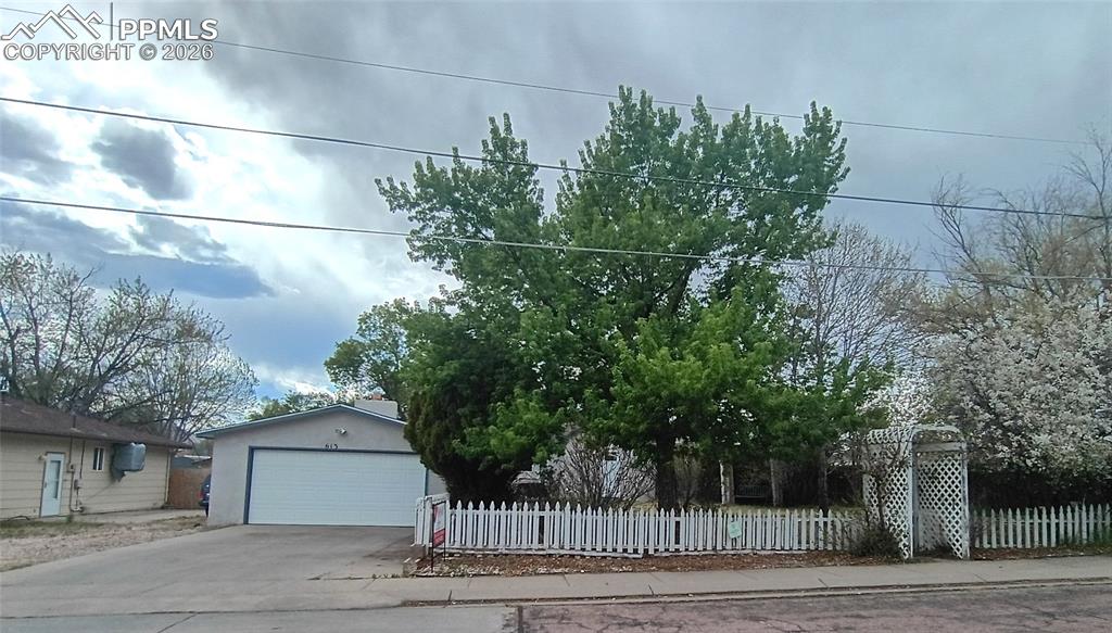 613 Barrett Avenue Canon City CO 81212