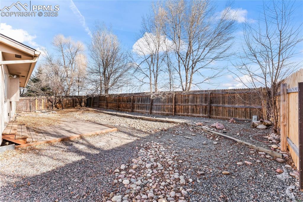 2355 Heathercrest Drive Colorado Springs CO 80915