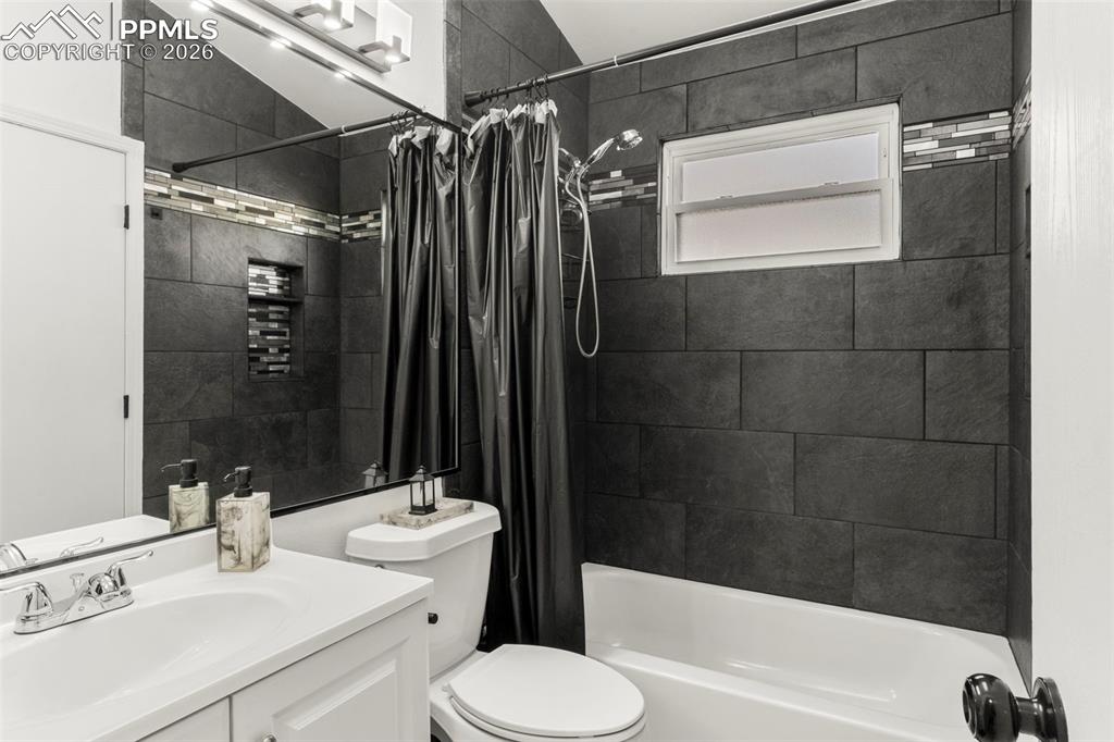 1445 Crippen Court Colorado Springs CO 80916