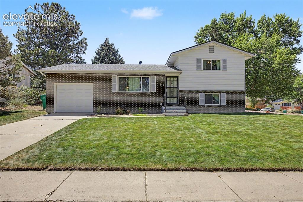 712 Lansing Drive Colorado Springs CO 80909