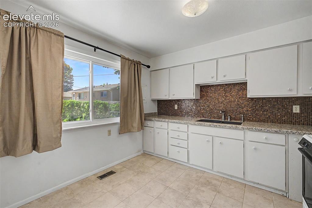 712 Lansing Drive Colorado Springs CO 80909