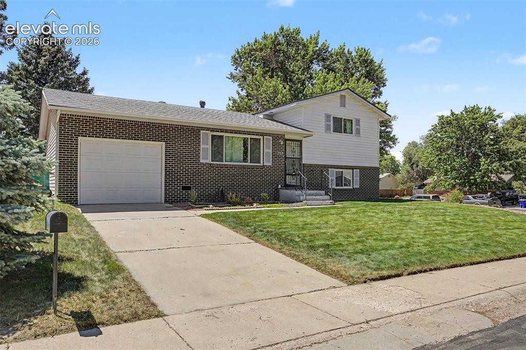 712 Lansing Drive Colorado Springs CO 80909