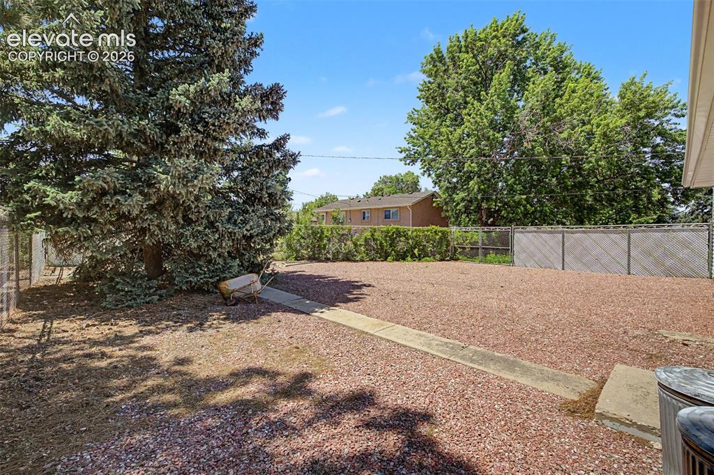 712 Lansing Drive Colorado Springs CO 80909