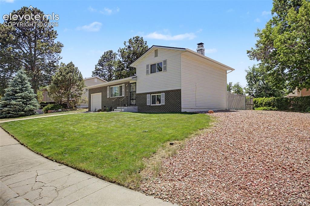 712 Lansing Drive Colorado Springs CO 80909