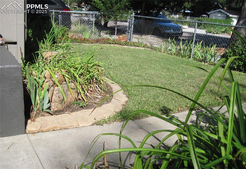 1015 E Moreno Avenue Colorado Springs CO 80903