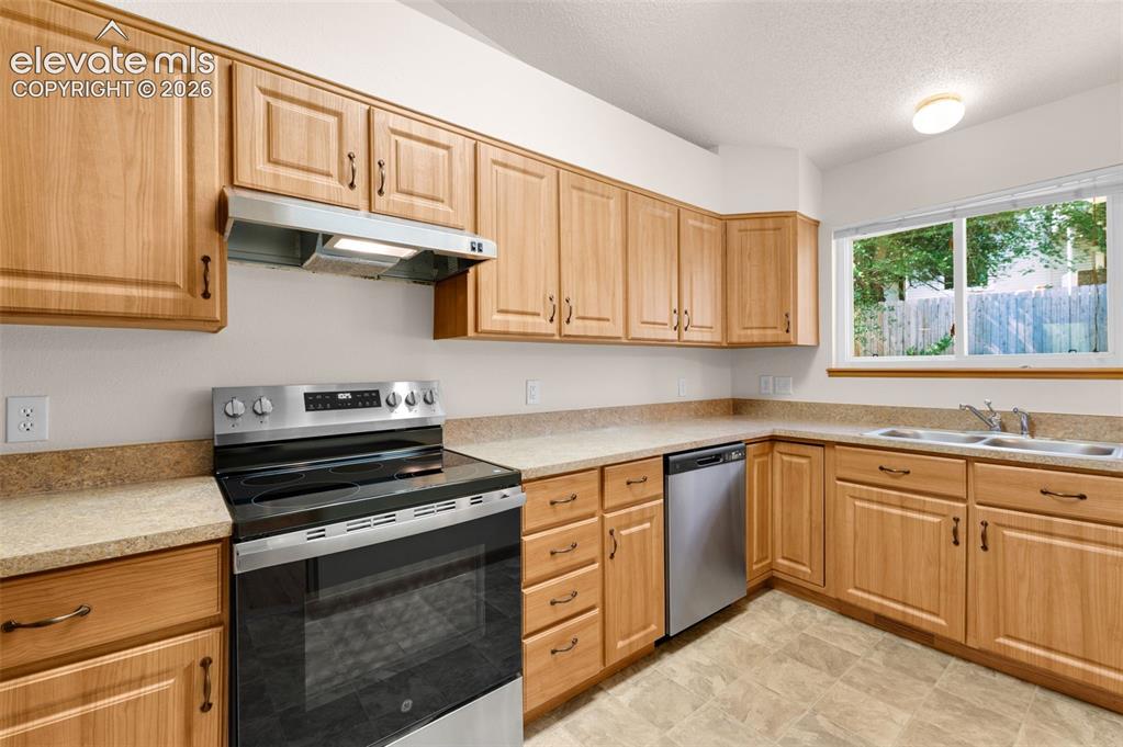 2667 Lear Drive Colorado Springs CO 80920