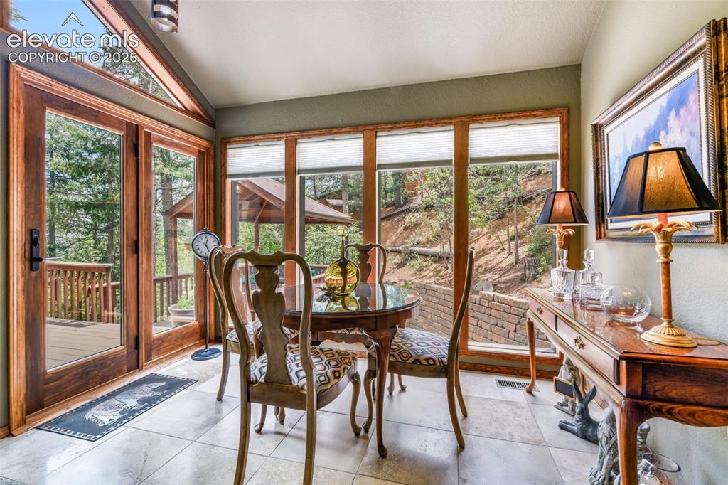 1402 Mica Lane Colorado Springs CO 80906