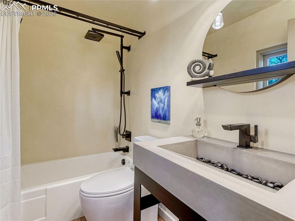 535 Dittmer Avenue Pueblo CO 81005