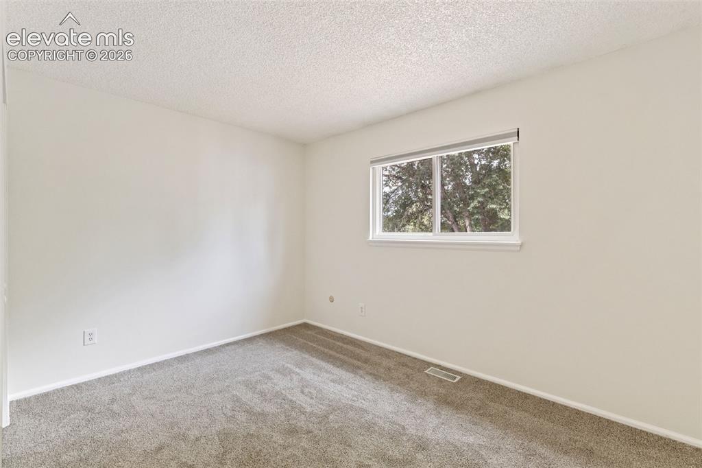 28 Frost Lane Colorado Springs CO 80916