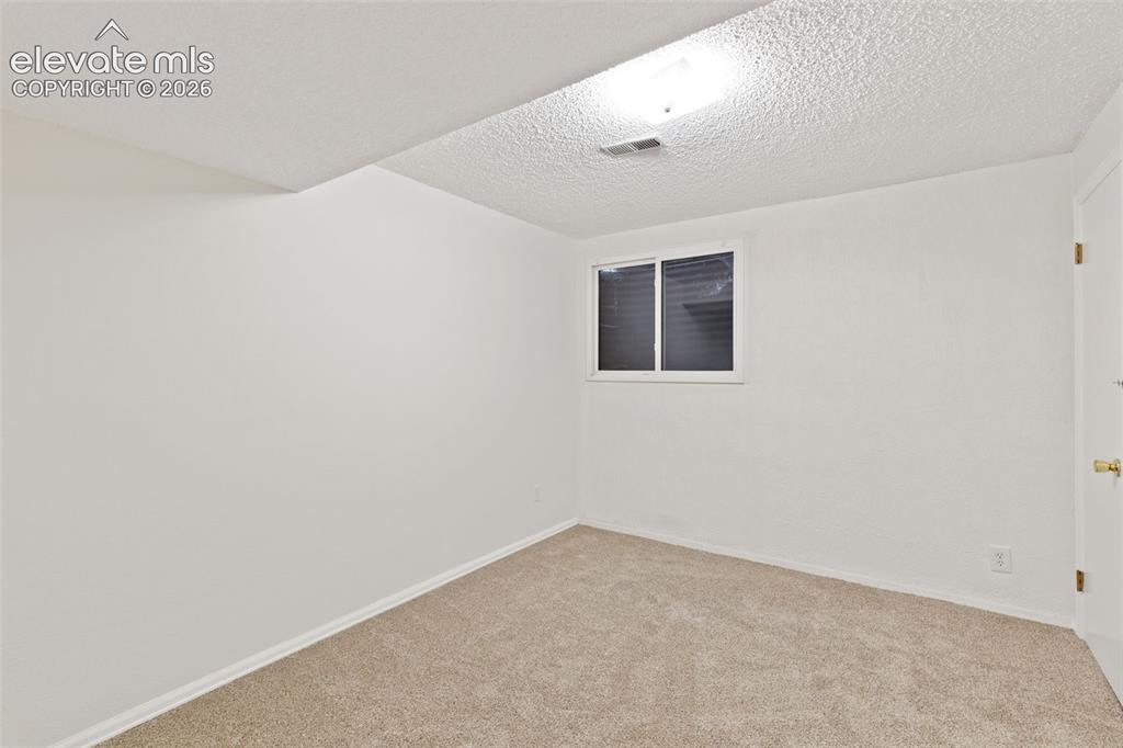 28 Frost Lane Colorado Springs CO 80916