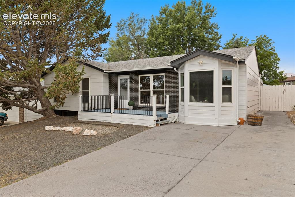 28 Frost Lane Colorado Springs CO 80916