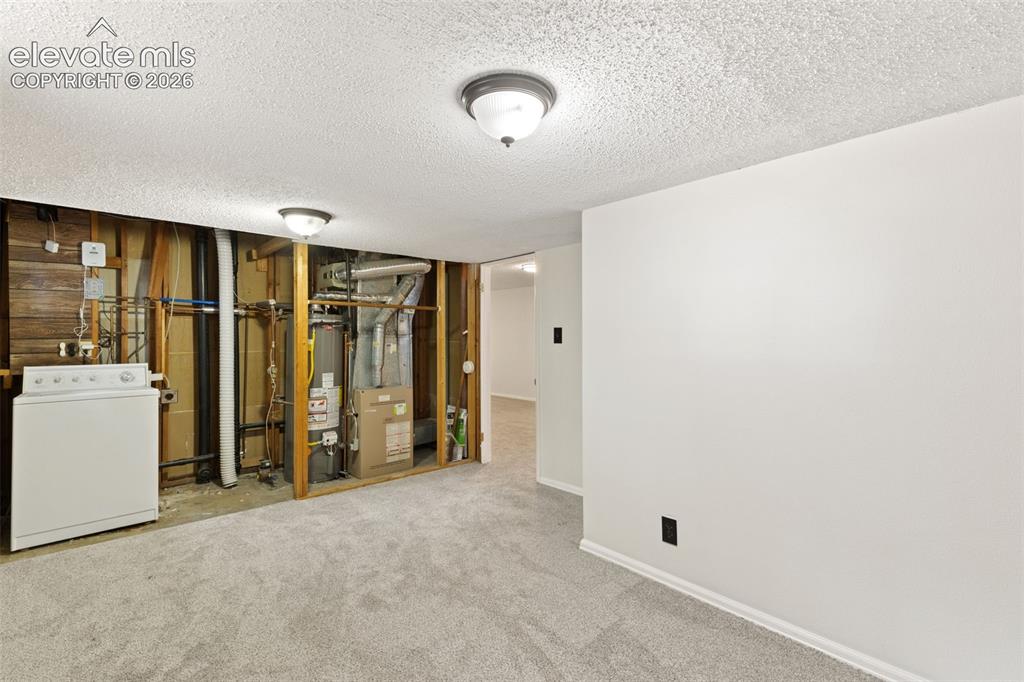 28 Frost Lane Colorado Springs CO 80916