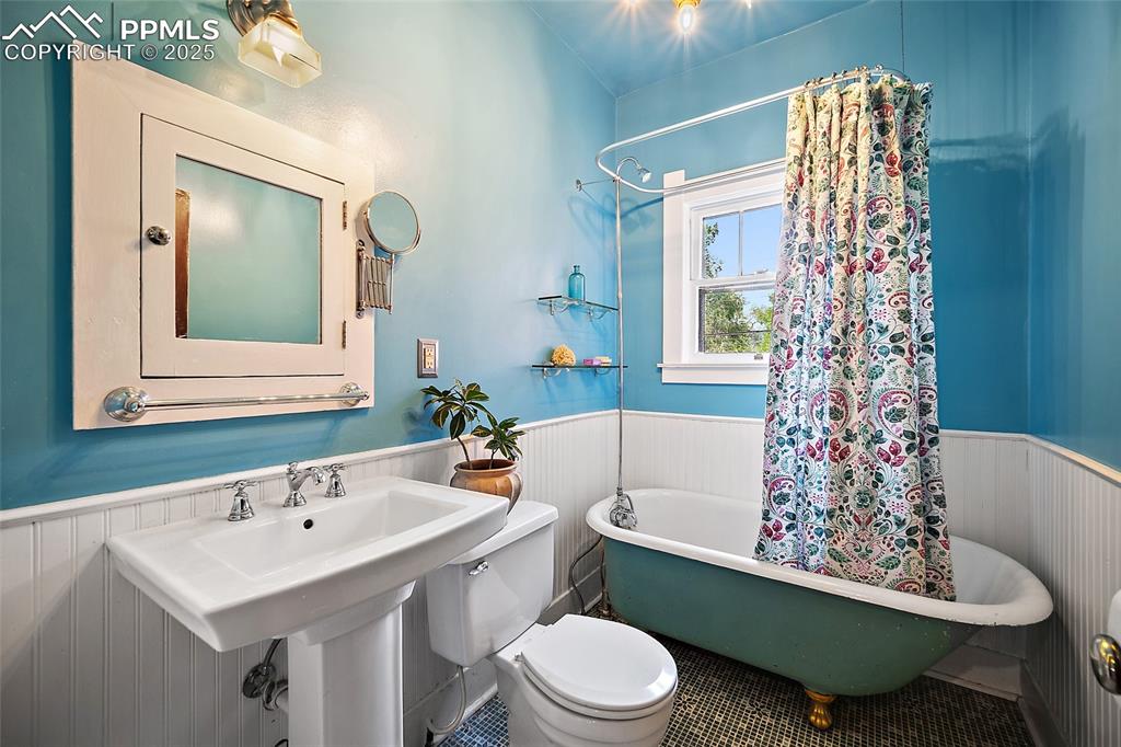 1823 W Pikes Peak Avenue Colorado Springs CO 80904