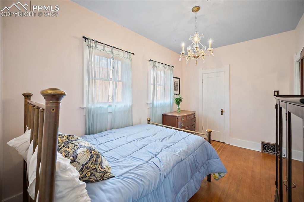 1823 W Pikes Peak Avenue Colorado Springs CO 80904