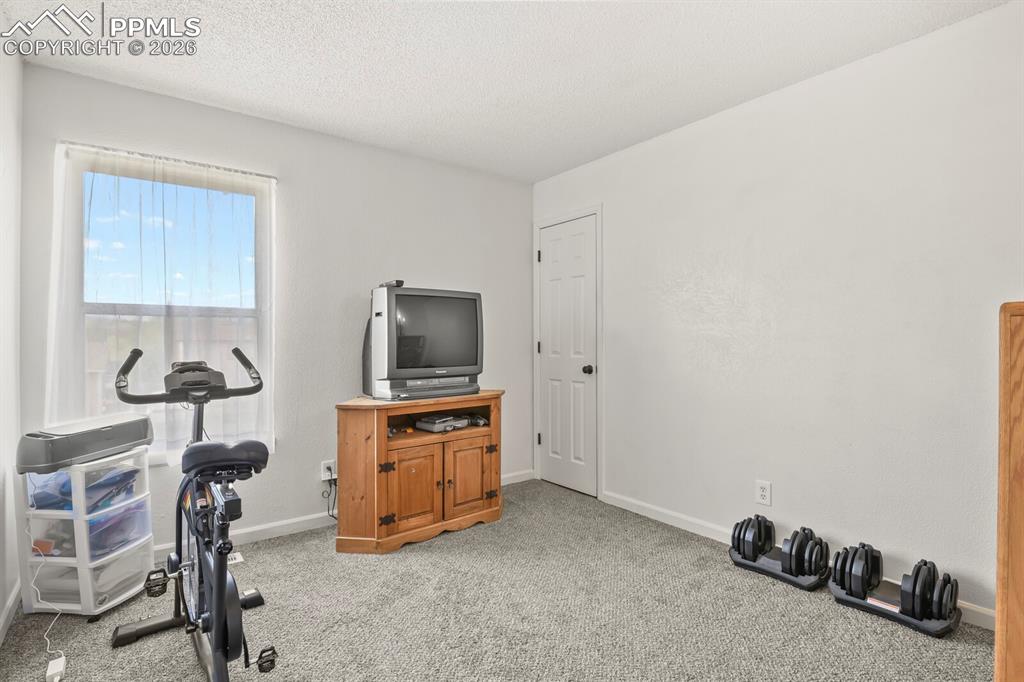 1925 Swearinger Drive Colorado Springs CO 80906
