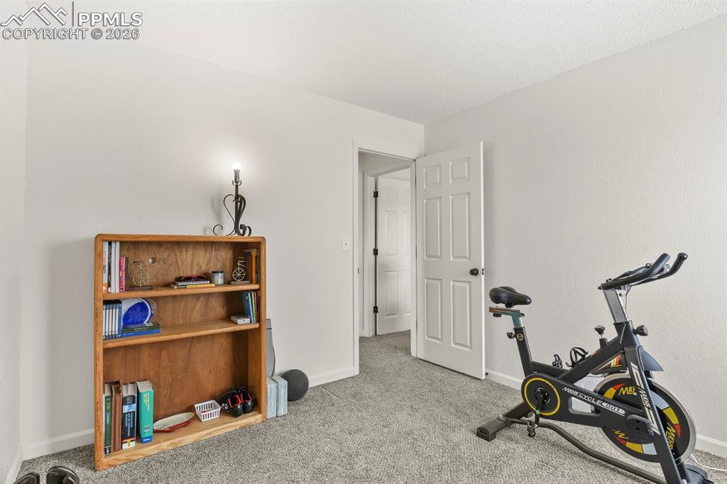1925 Swearinger Drive Colorado Springs CO 80906
